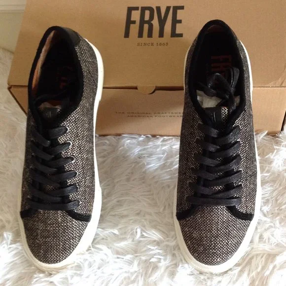 Fry Gia Canvas Low Lace Sneakers - Picture 4 of 12